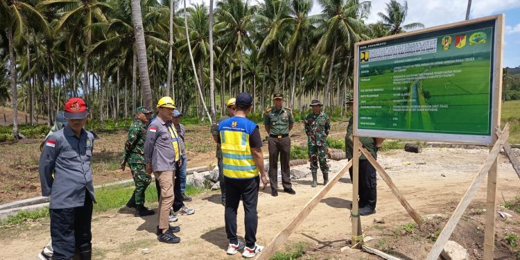 PPS Kejaksaan Tinggi Gorontalo Kunjungi Desa Dudepo Dalam Rangka Memastikan Pelaksanaan Pembangunan Irigasi