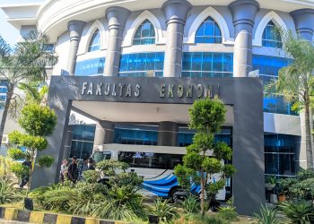 Mahasiswa Baru Pendidikan Ekonomi UNG Pertanyakan Iuran Temu PA Rp100 Ribu