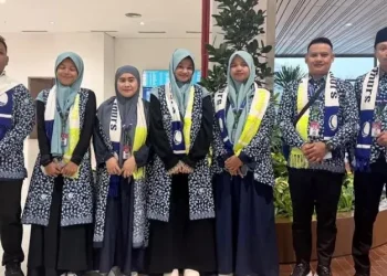 Enam Anak Berprestasi di Bidang Agama Dapat Hadiah Umrah dari Wali Kota Adhan