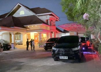 Terlibat Korupsi? Rumah Adnan Mbuinga di Geledah KPK